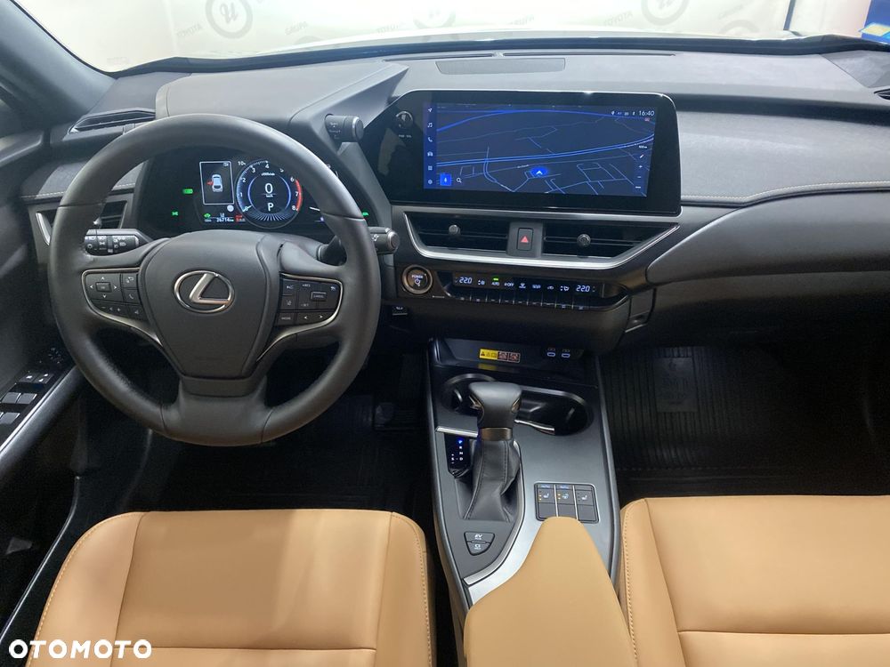 Lexus UX 250h GPF F Sport Design 2WD - 3