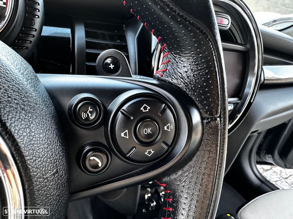 MINI 3 Portas John Cooper Works Auto Desportiva - 34