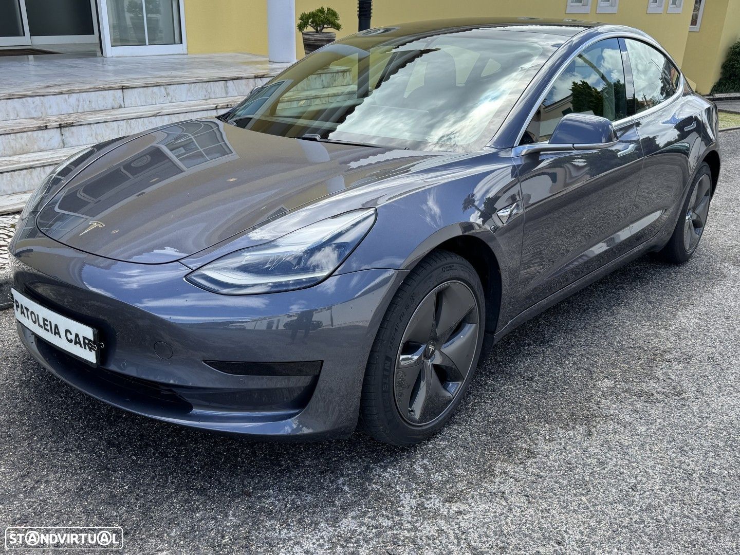 Tesla Model 3 Standard Range Plus RWD - 1
