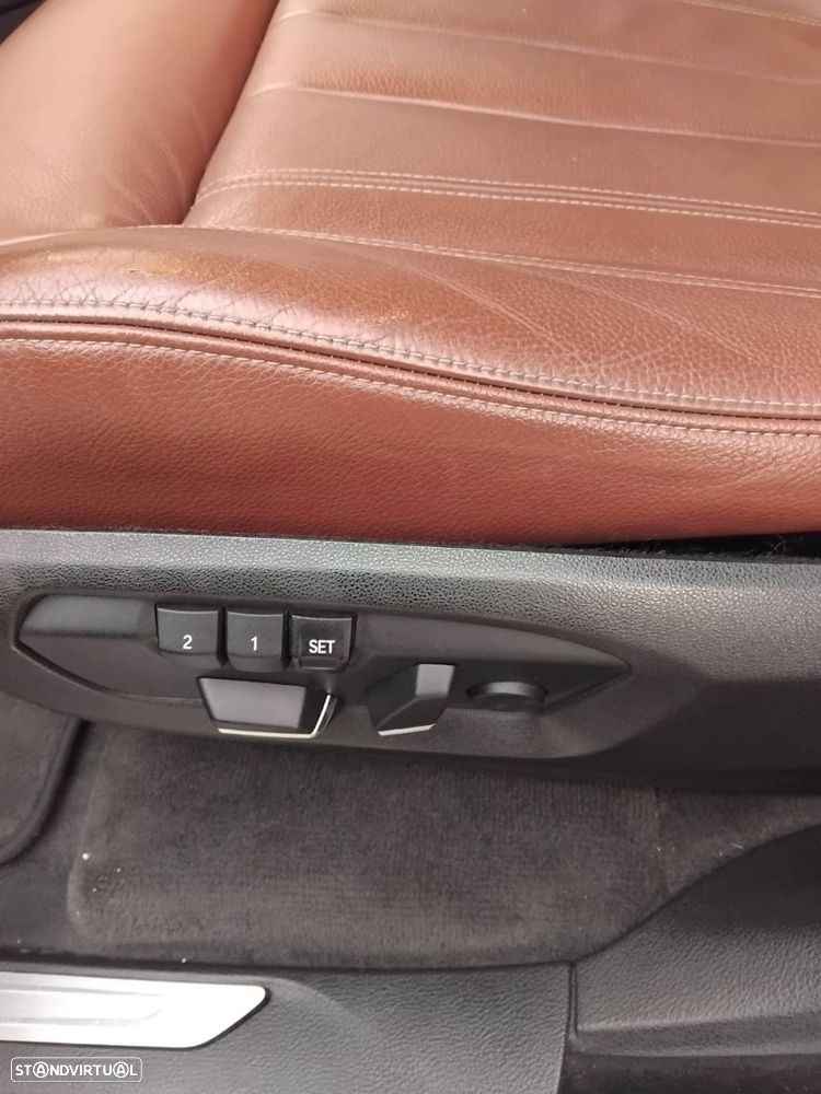 BMW X5 25 d sDrive Comfort 7L - 7