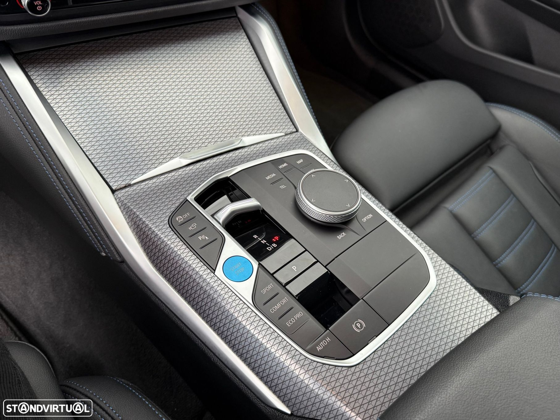BMW i4 eDrive40 Desportiva M - 29