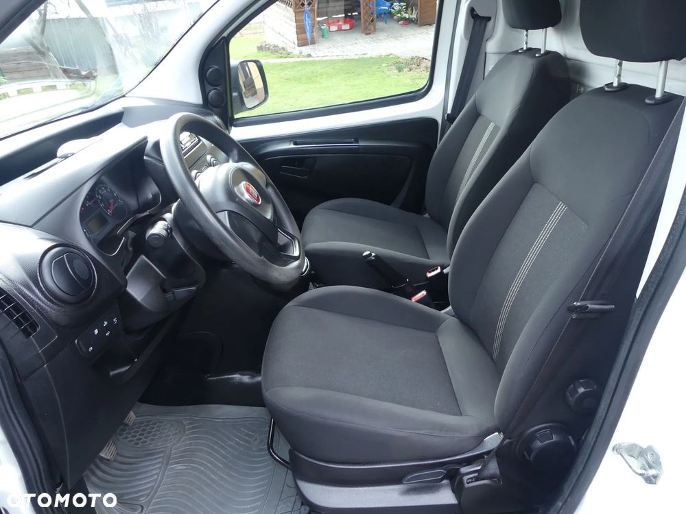 Fiat Fiorino 1.4 Lounge - 23