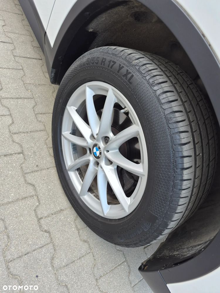 BMW X1 sDrive18d - 11