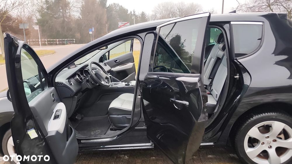 Peugeot 3008 HDi FAP 165 Automatik Allure - 13