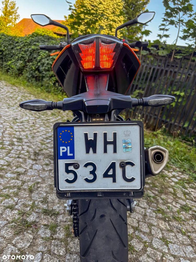 KTM Duke 390 - 18