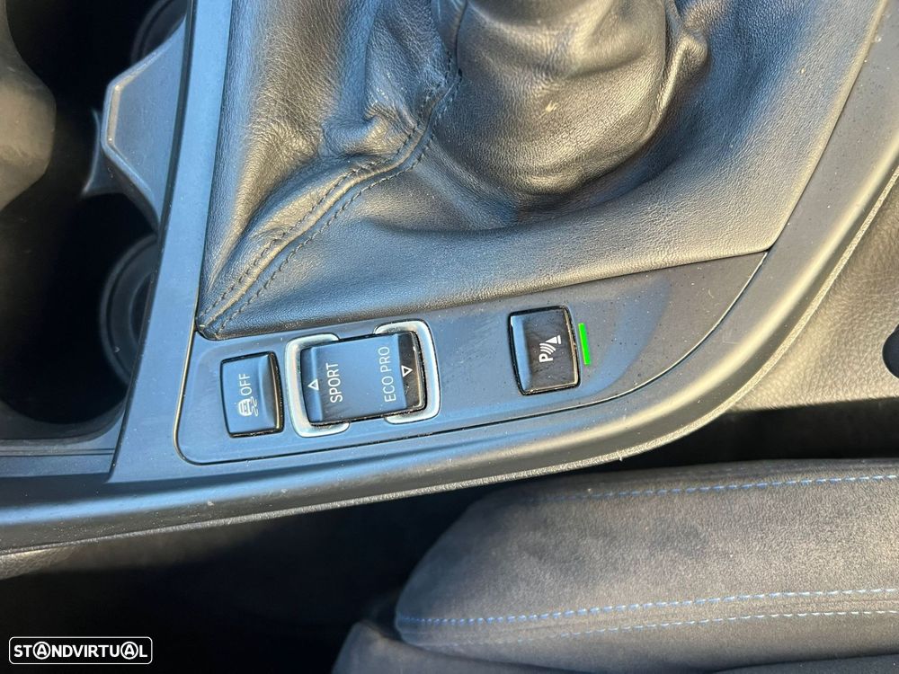 BMW 120 d xDrive Pack M - 33