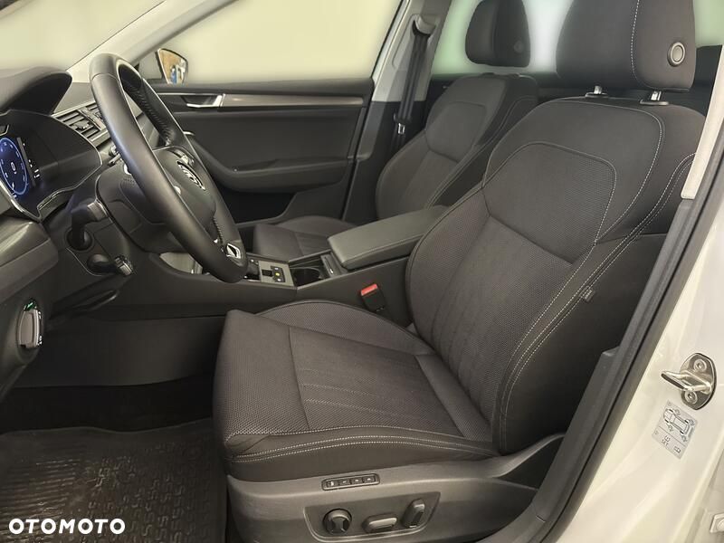 Skoda Superb 2.0 TDI SCR Style DSG - 11