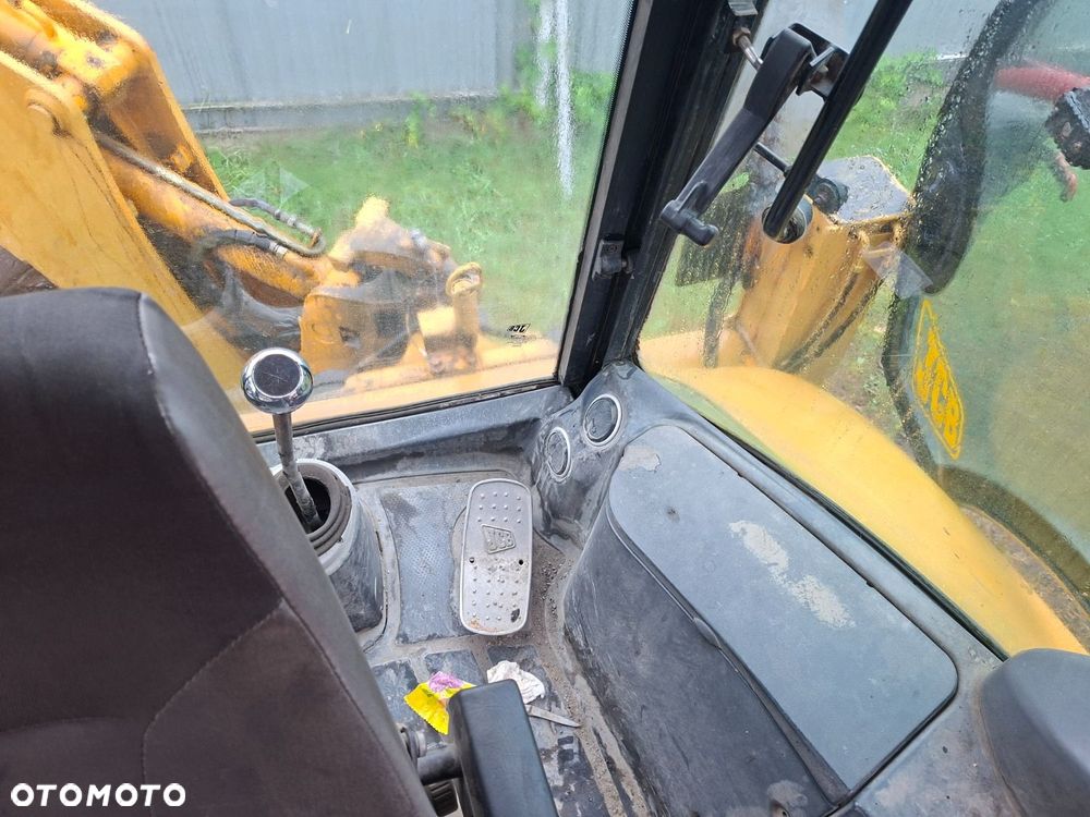 JCB 3Cx Sitemaster 4X4 - 25