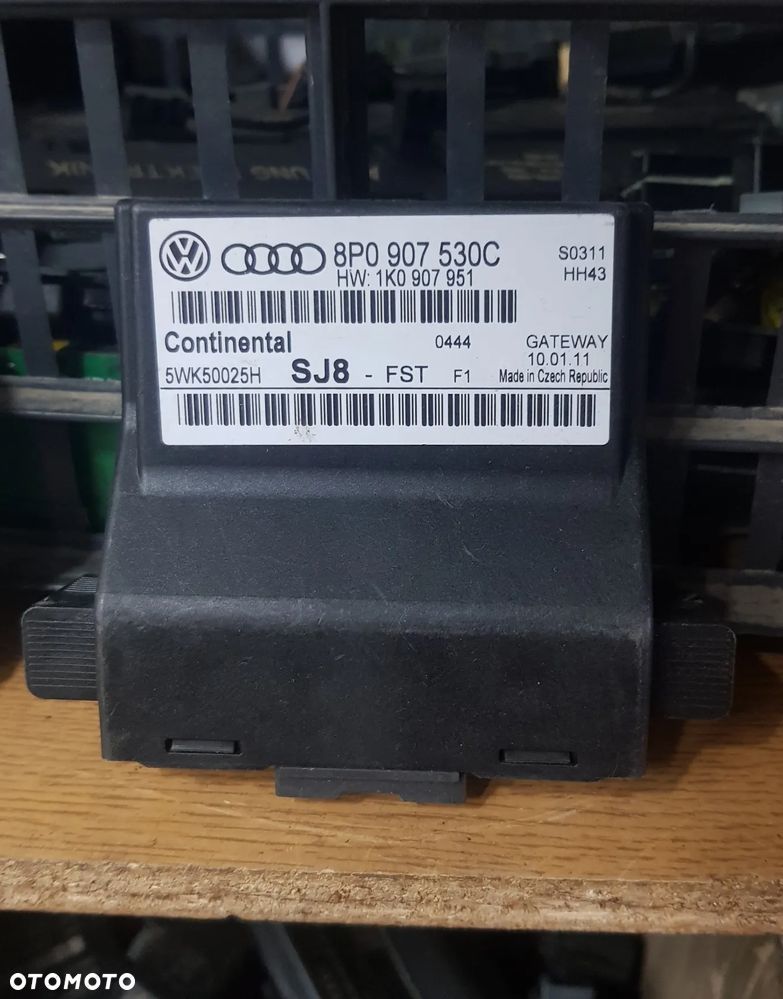 MODUŁ STEROWNIK CAN GATEWAY 2011 VW AUDI A3 8P SEAT SKODA 8P0907530C - 1