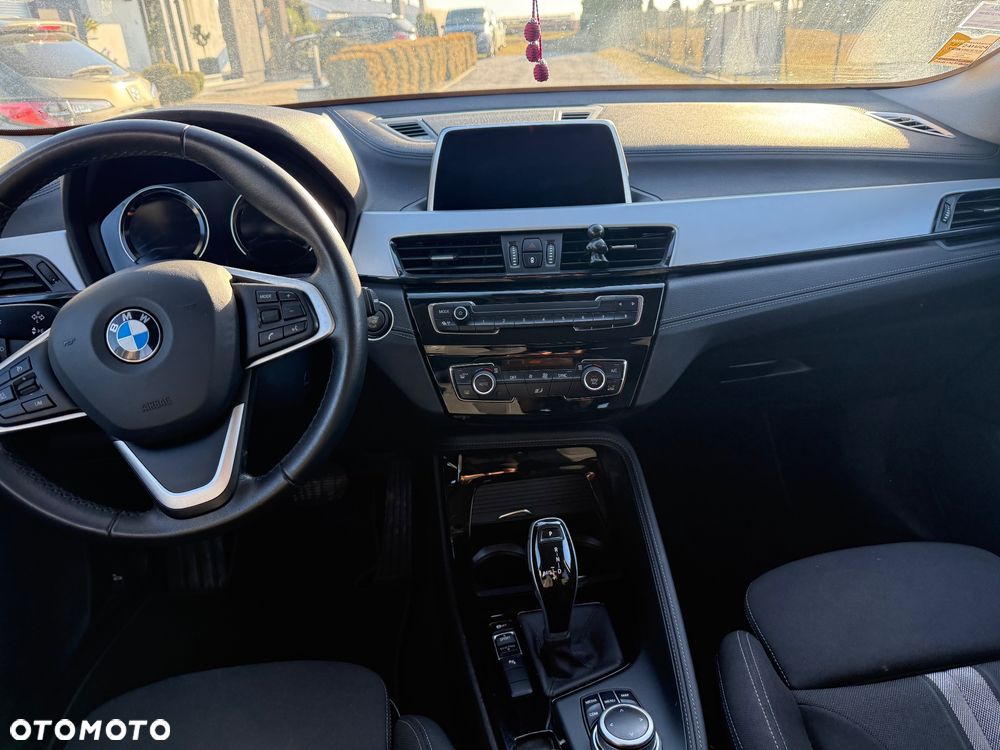 BMW X2 sDrive16d - 16