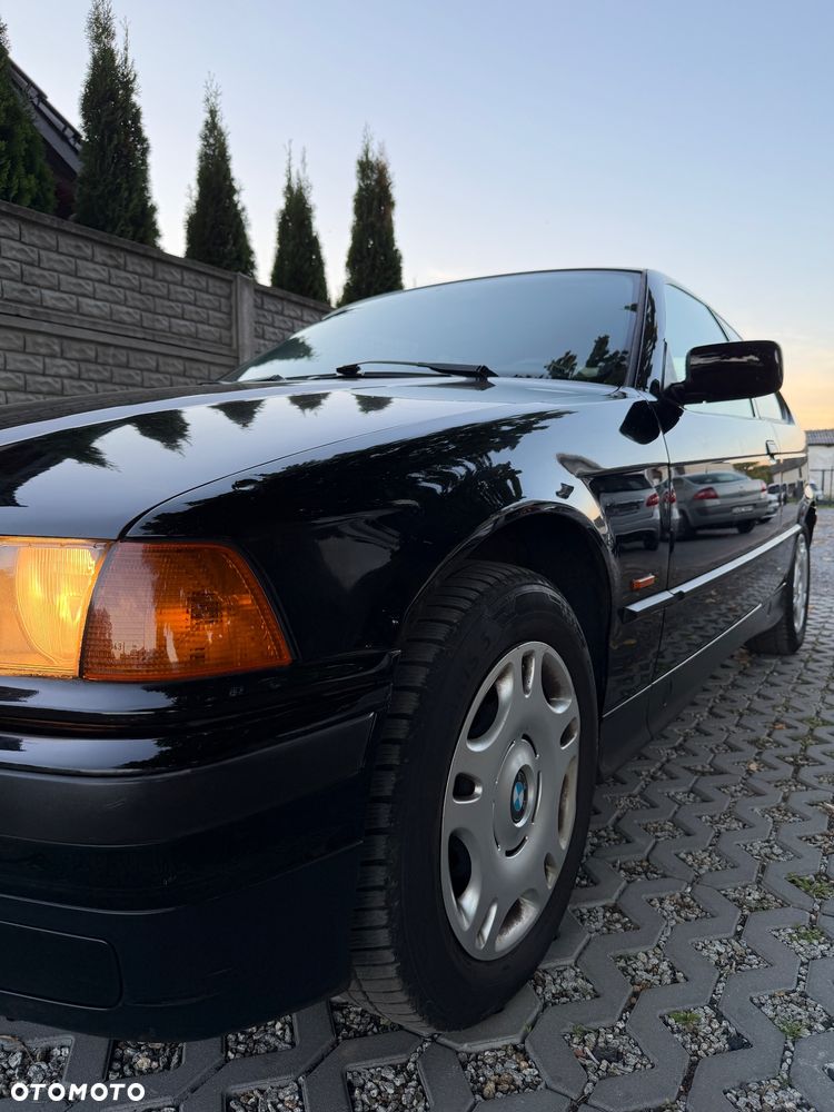 BMW Seria 3 316i - 19
