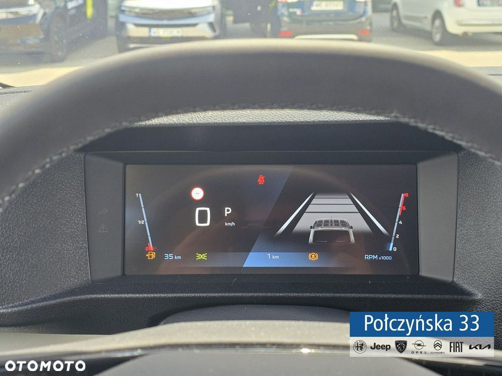 Peugeot Traveller - 15