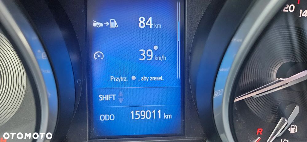 Toyota Avensis 1.8 Premium - 10