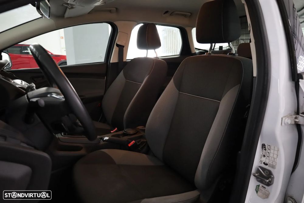 Ford Focus 1.0 EcoBoost S&S Ambiente - 20