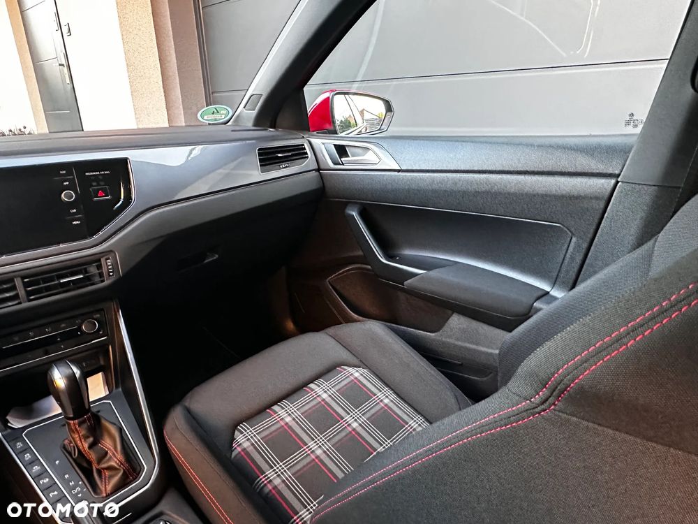 Volkswagen Polo 2.0 TSI OPF DSG GTI - 24
