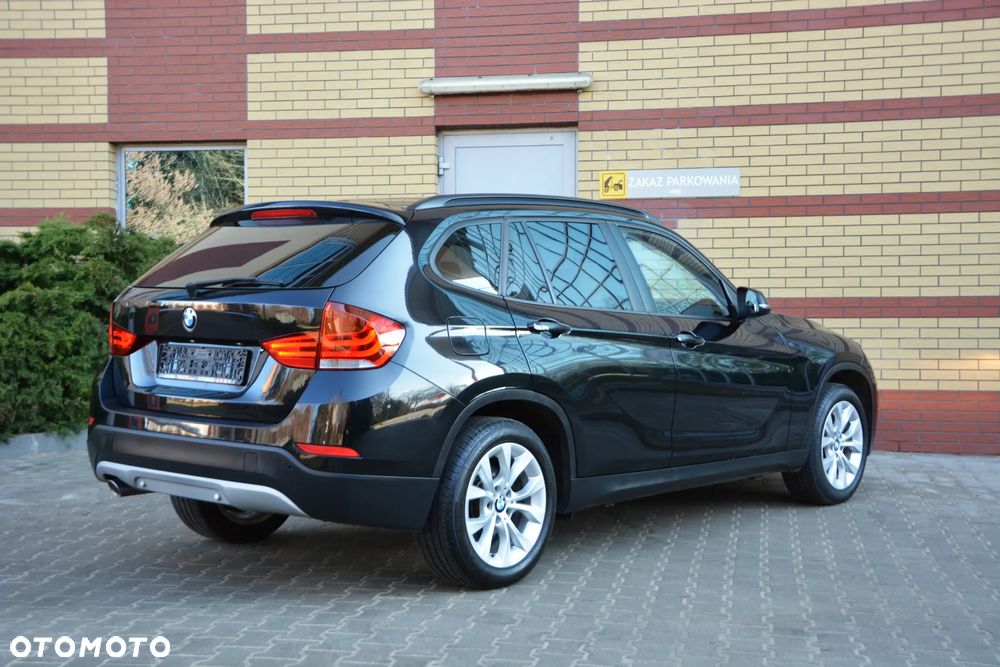 BMW X1 sDrive18d xLine - 4