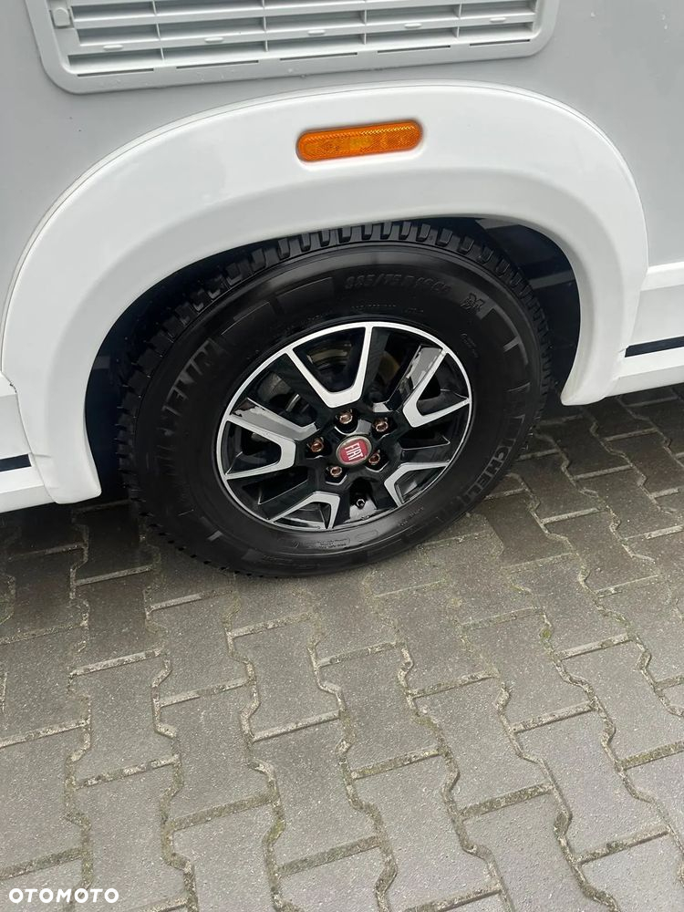 KNAUS R 12 - 6