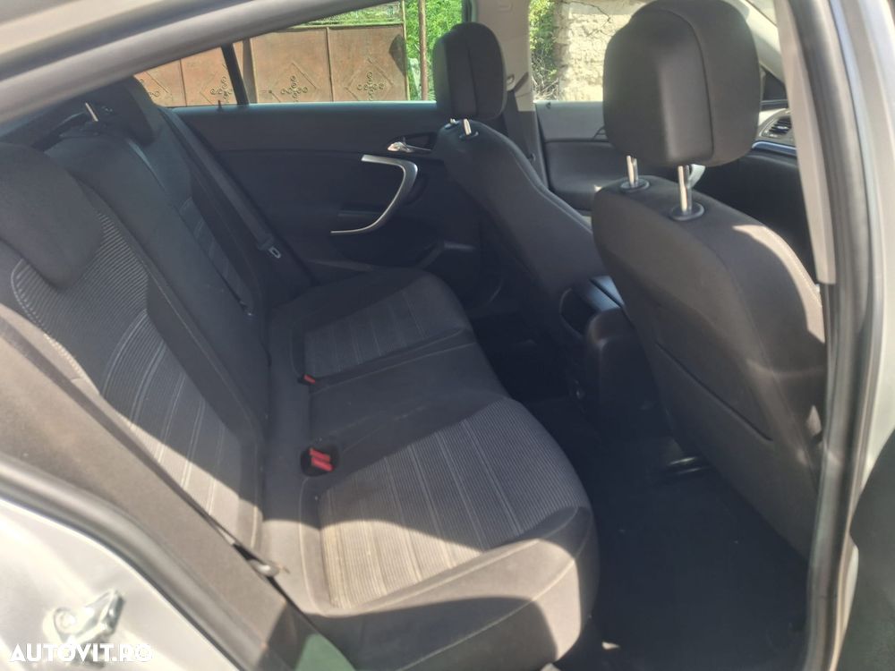 Opel Insignia - 2