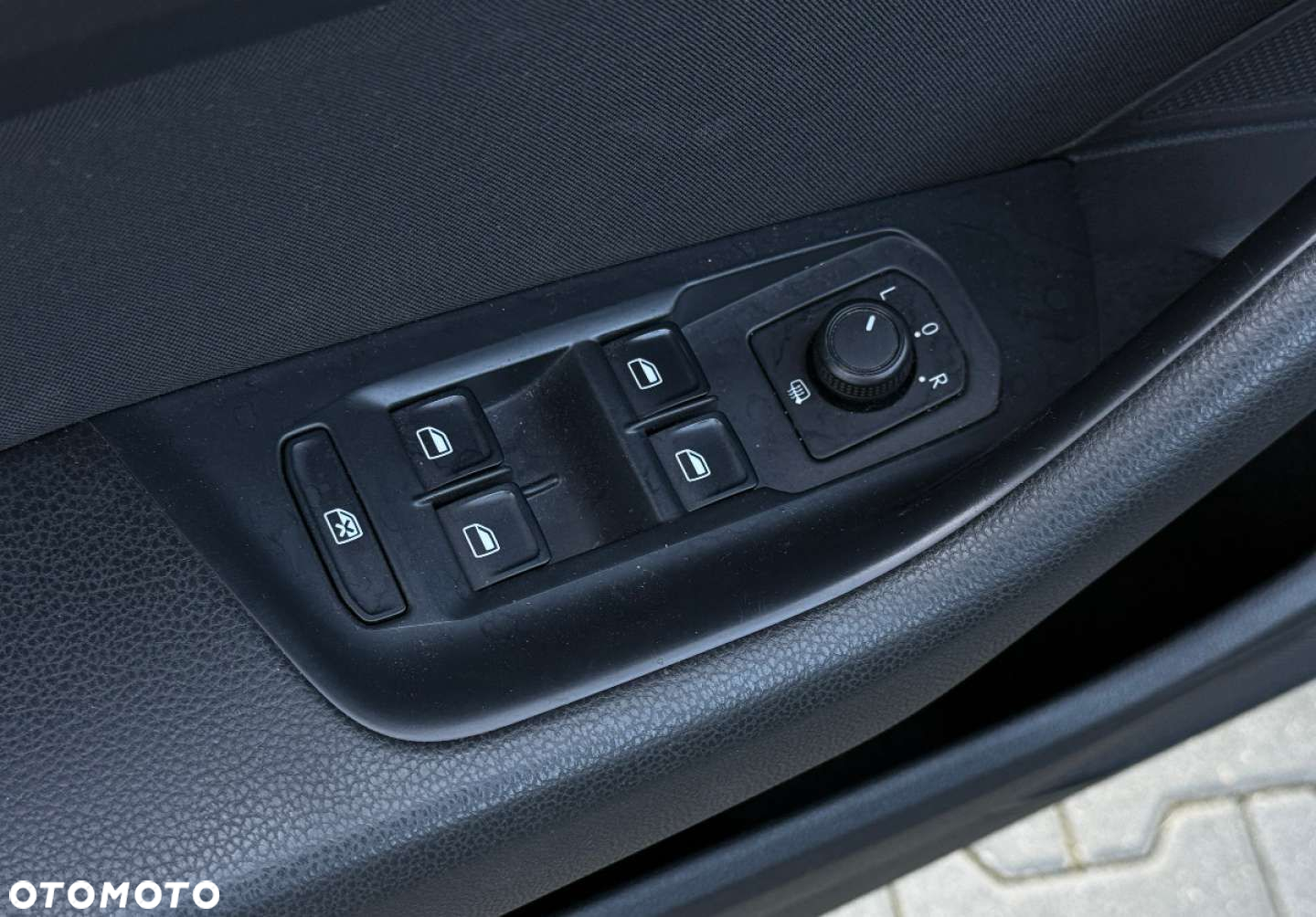 Volkswagen Passat - 25