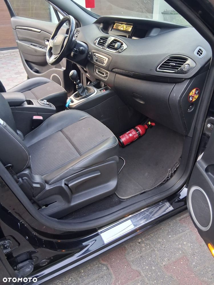 Renault Scenic 1.6 dCi Energy Bose Edition - 16