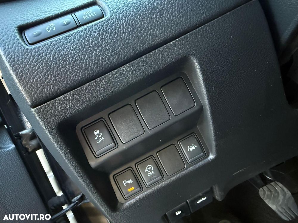 Nissan Qashqai 1.6 DCI TEKNA+ - 18