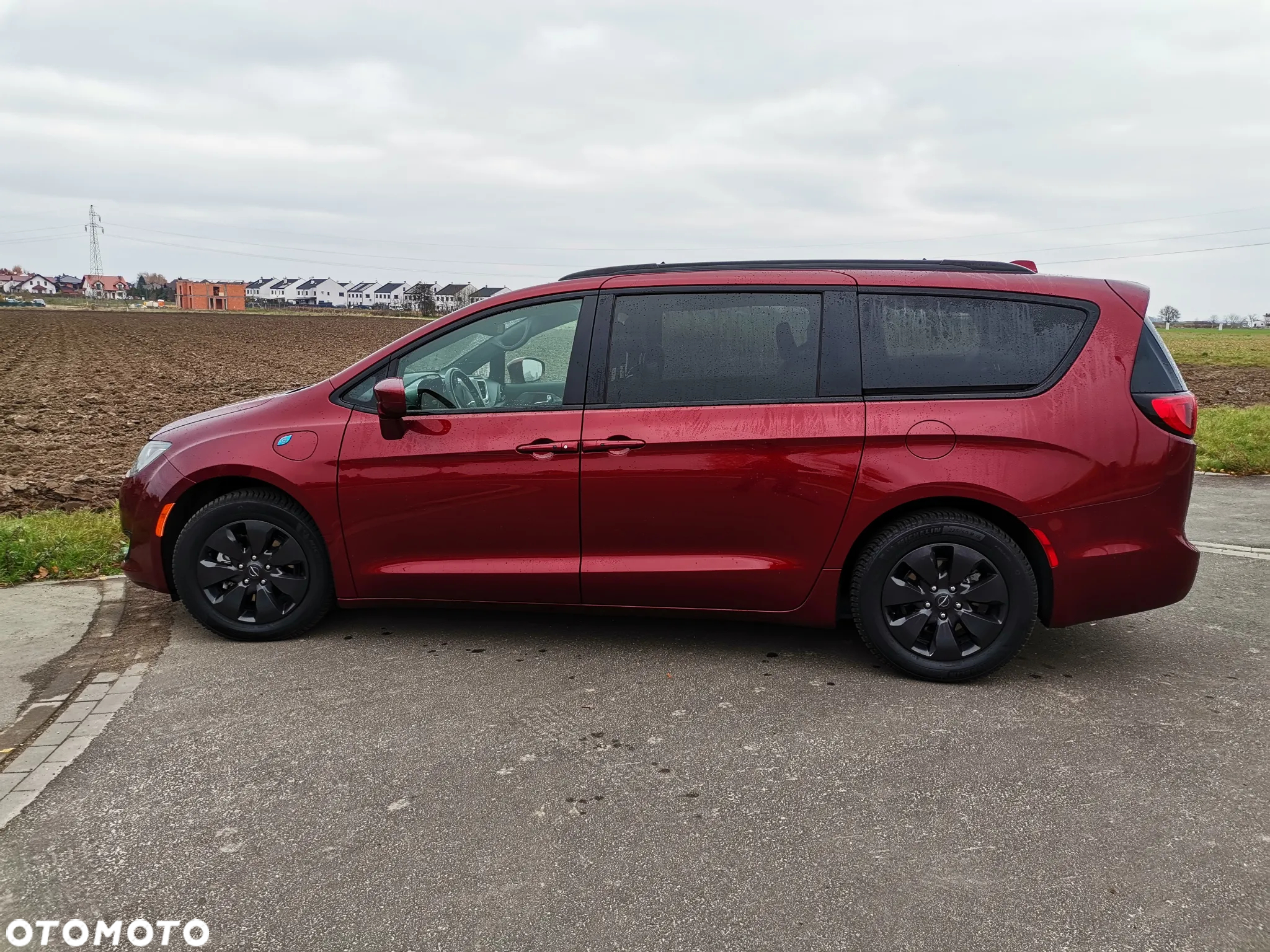 Chrysler Pacifica - 19