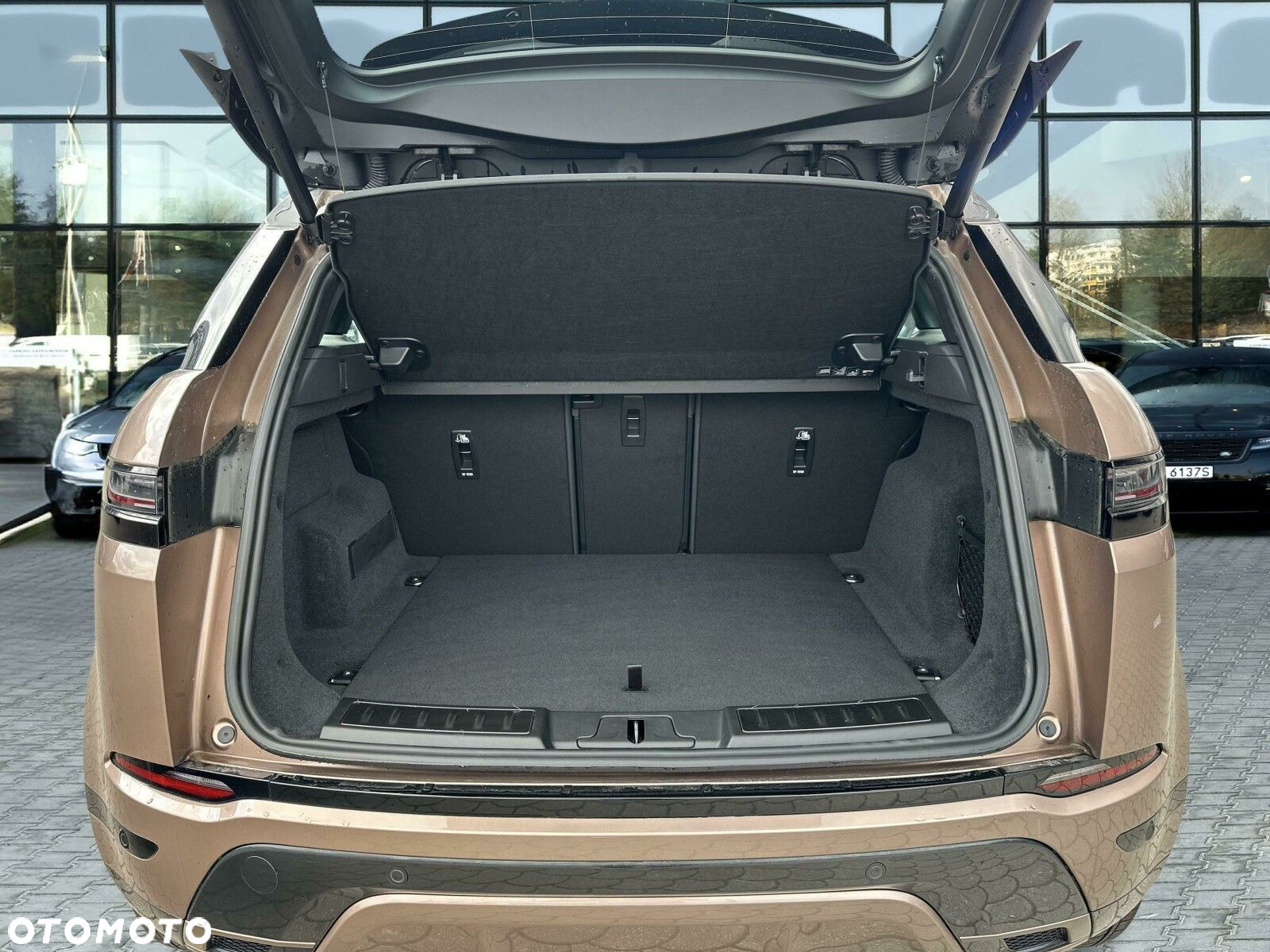 Land Rover Range Rover Evoque - 20