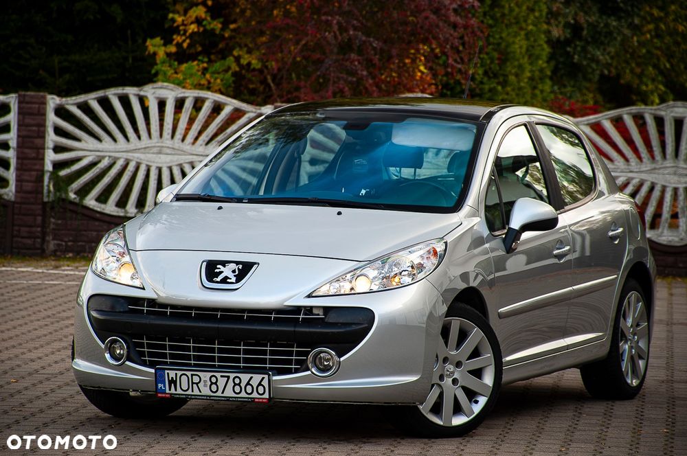 Peugeot 207 150 Turbo Platinum - 18