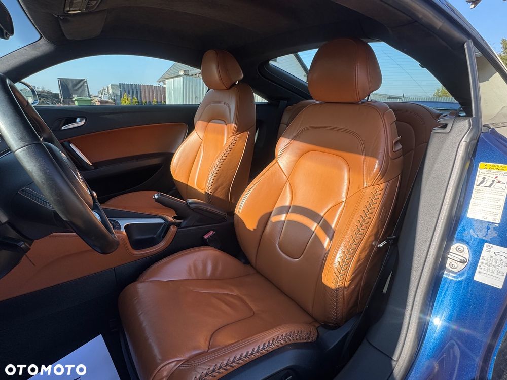 Audi TT S Coupé - 21