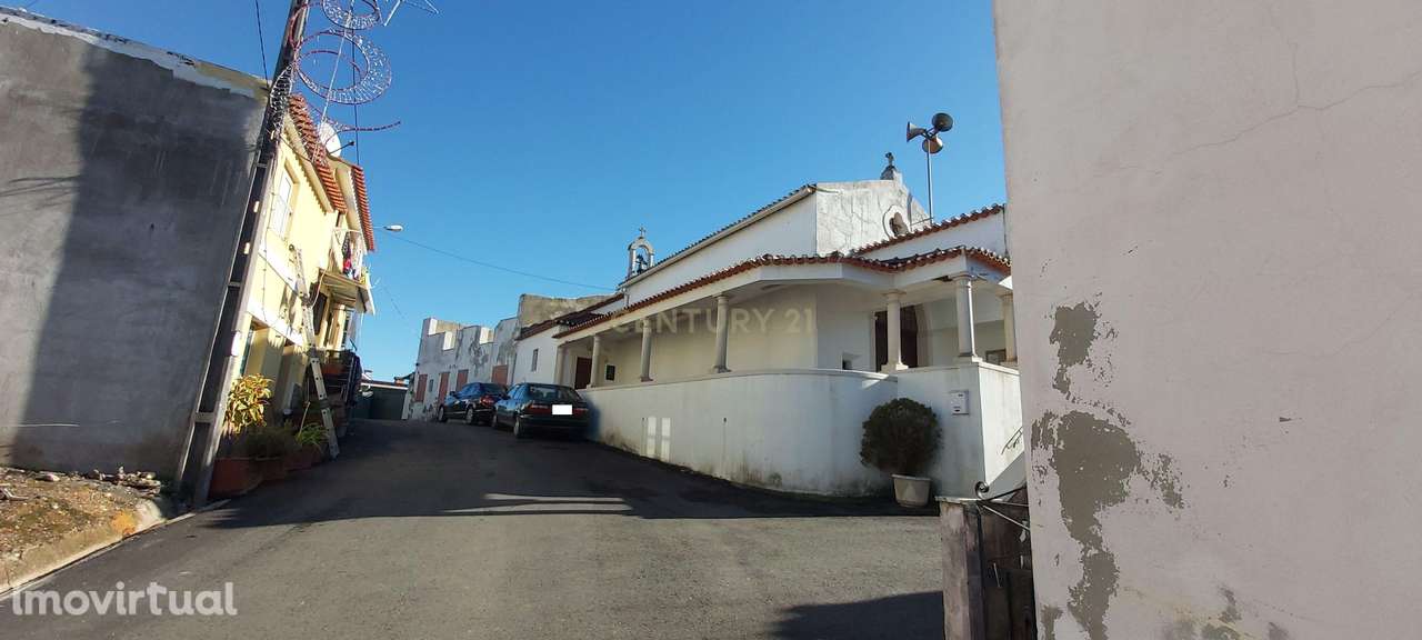 Moradia em ruina, com terreno - Ameal - Taveiro - Grande imagem: 4/5