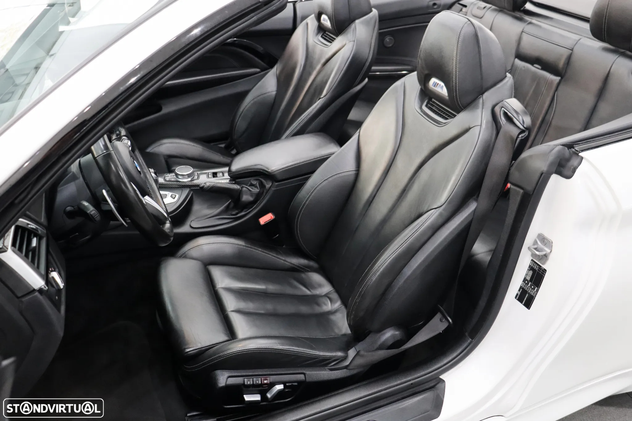 BMW M4 Cabrio DKG Competition - 31