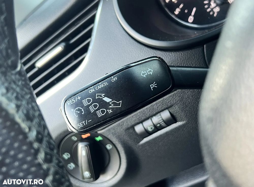 Skoda Octavia 2.0 TDI 4x4 ELEGANCE - 11