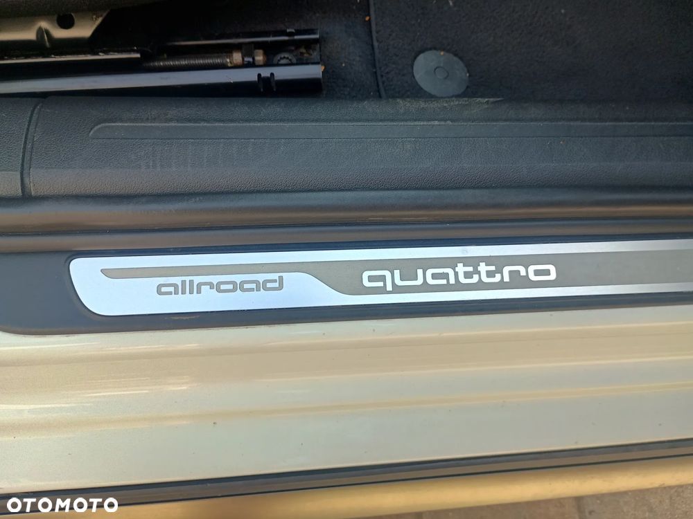 Audi A4 Allroad 3.0 TDI DPF S tronic - 23