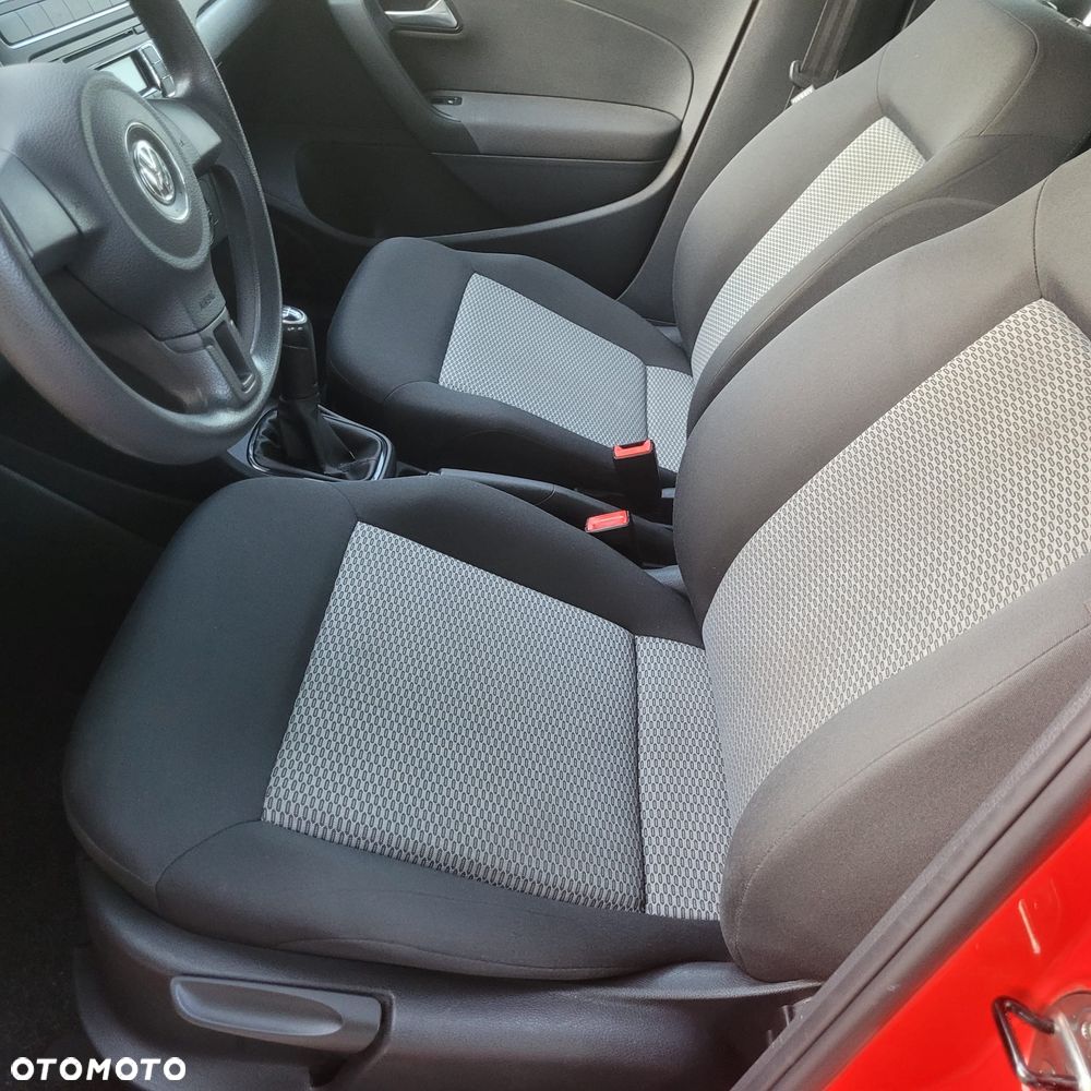 Volkswagen Polo - 12