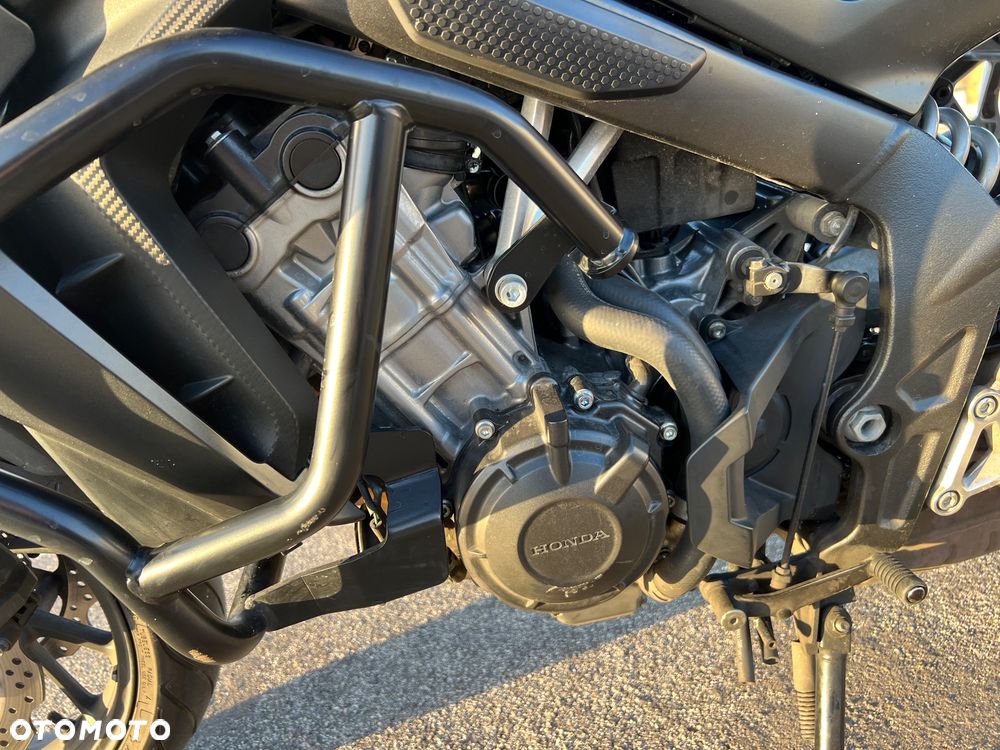 Honda CB - 17
