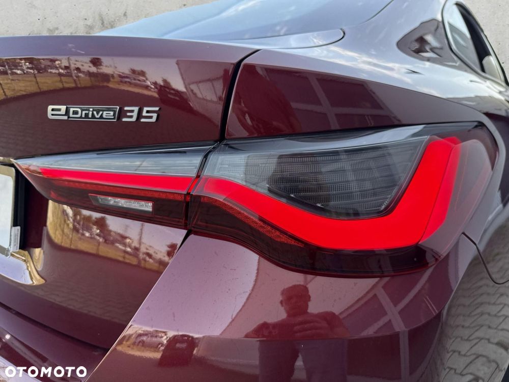 BMW i4 - 30