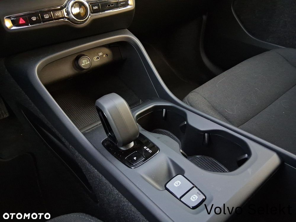 Volvo XC 40 - 15