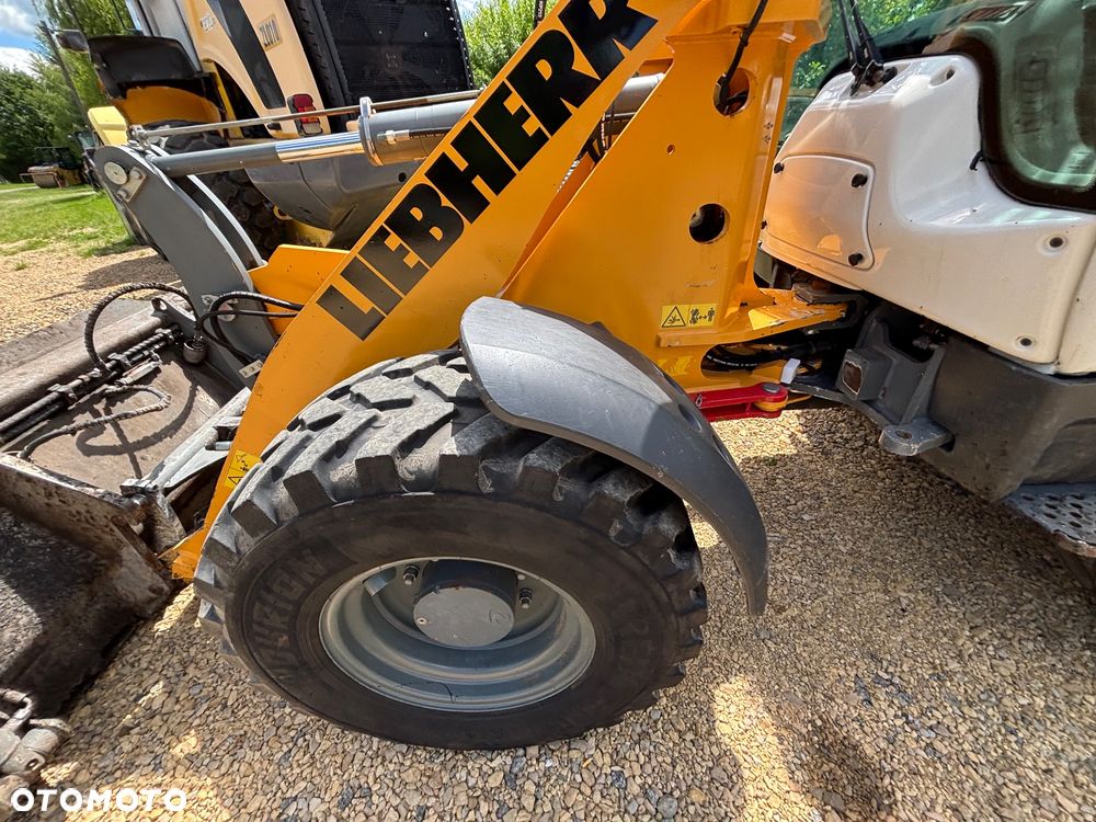 Liebherr L508 2018r rekin, widły, 4x4 łyzka dzielona - 14