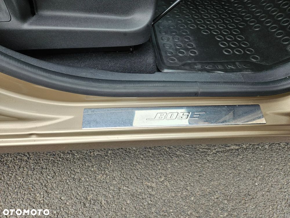 Renault Scenic ENERGY TCe 115 Bose Edition - 22