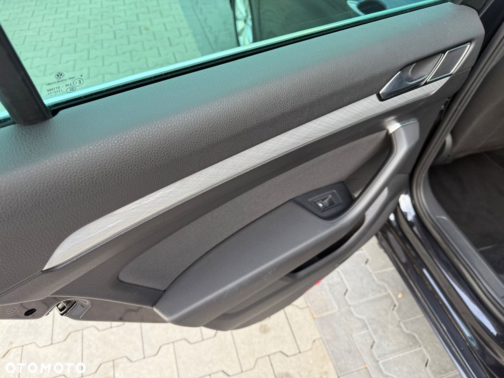 Volkswagen Passat 2.0 TDI EVO Business - 20