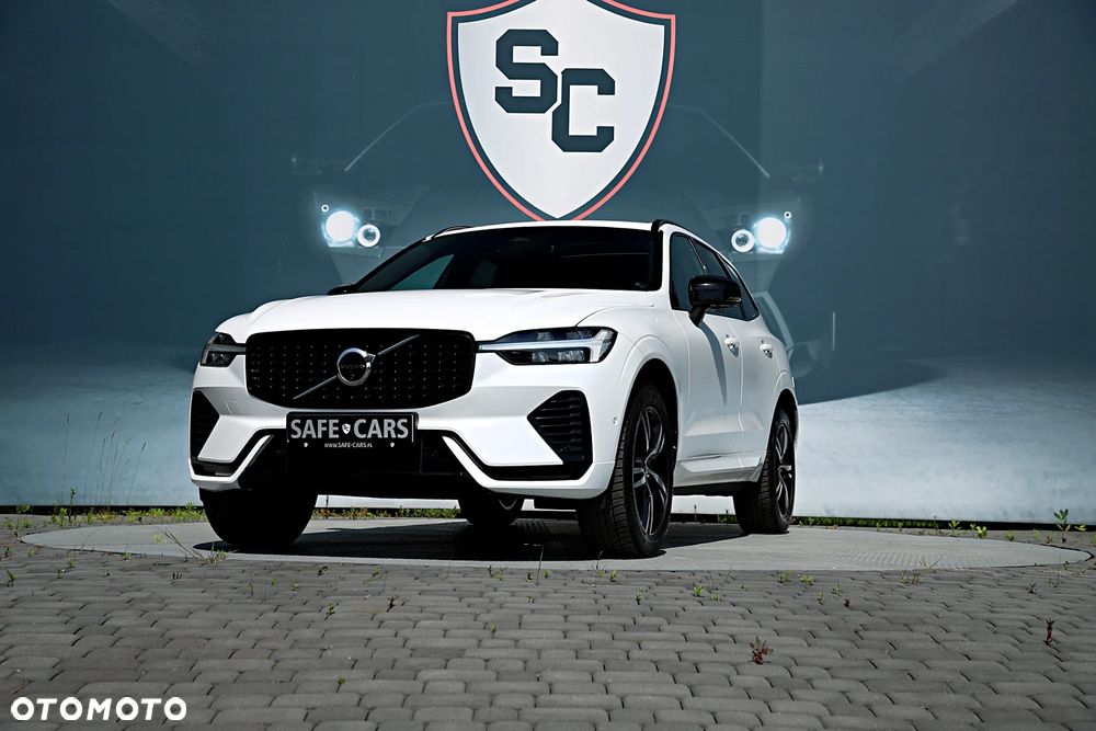 Volvo XC 60 B4 D AWD R-Design - 3