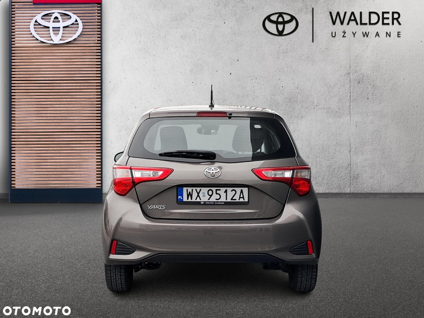 Toyota Yaris 1.5 Premium CVT - 4