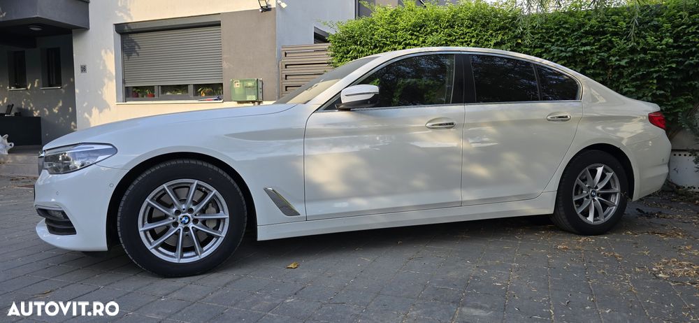 BMW Seria 5 530d xDrive AT - 4