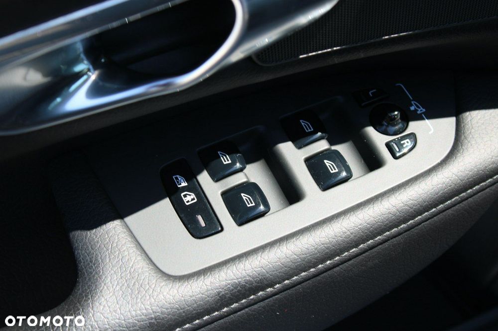 Volvo V90 Cross Country D4 AWD - 19