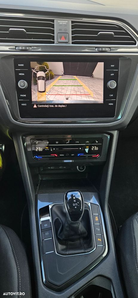 Volkswagen Tiguan 2.0 TDI SCR DSG Comfortline - 9