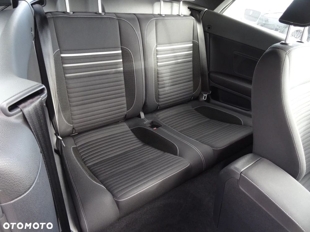 Volkswagen Golf 1.2 TSI BlueMotion Technology MATCH - 15