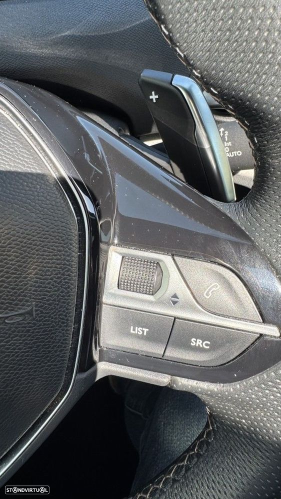 Peugeot 3008 1.2 PureTech GT EAT8 - 28