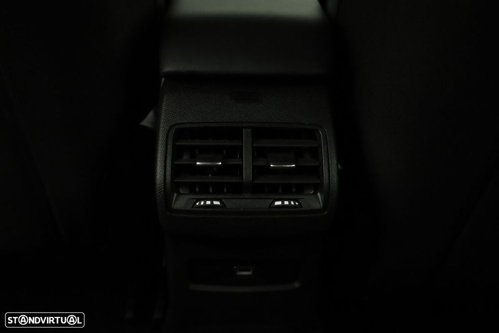 Citroën C4 1.2 PureTech Plus EAT8 - 22