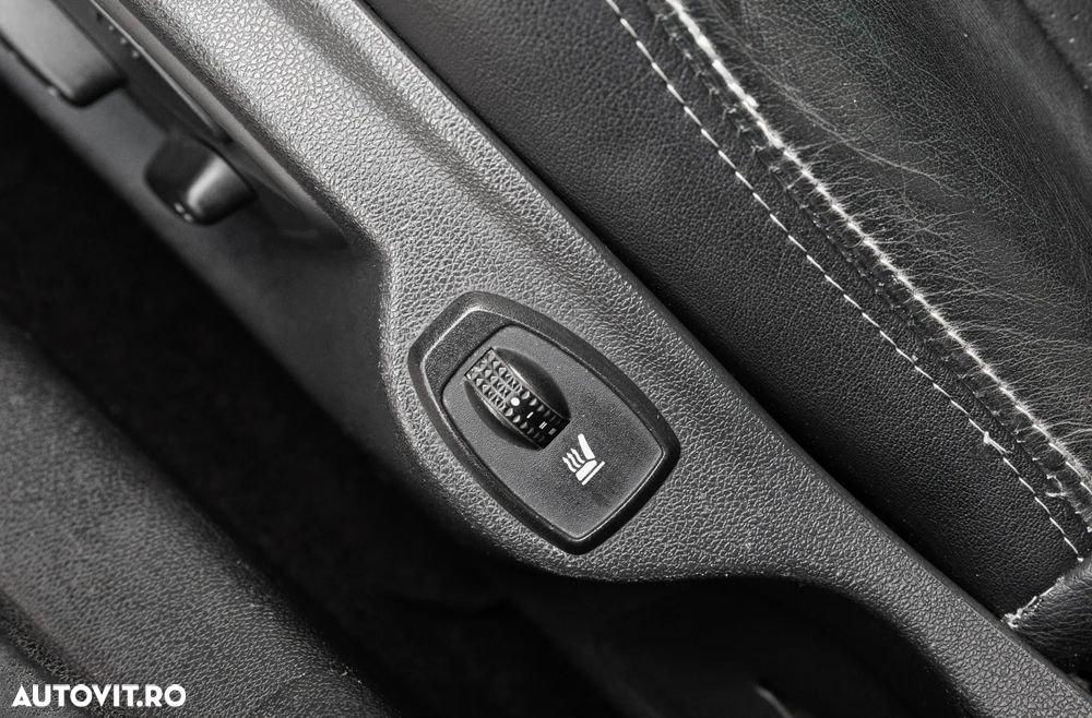 Renault Megane Grandtour dCi 160 FAP GT - 29