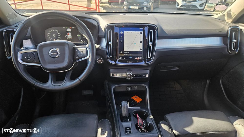 Volvo XC 40 1.5 T5 PHEV Momentum Plus - 7